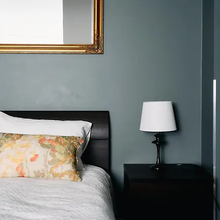 فندق مبيت وإفطار The Secret Garden Boutique 3*